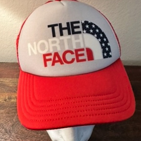 The Notrth Face NWT hat - Picture 1 of 3